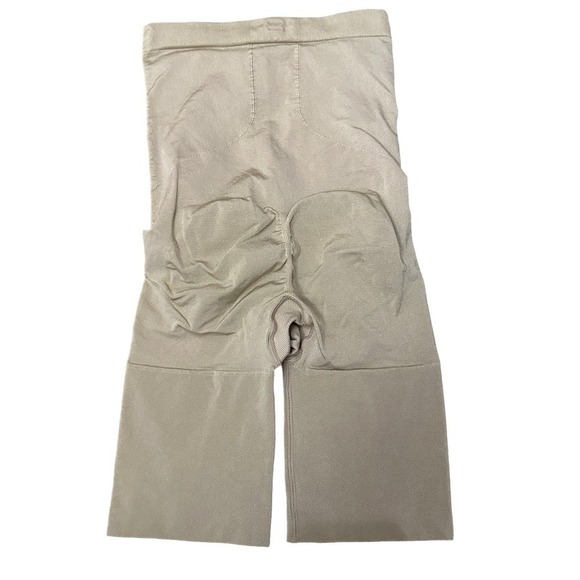 Spanx Womens Champagne Tan Beige Simplicity High rise Mid thigh Shaping Shorts S - Picture 2 of 5
